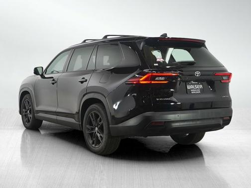 2025 Toyota Grand Highlander Hybrid Nightshade Edition