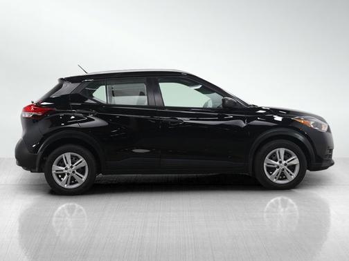 2018 Nissan Kicks S