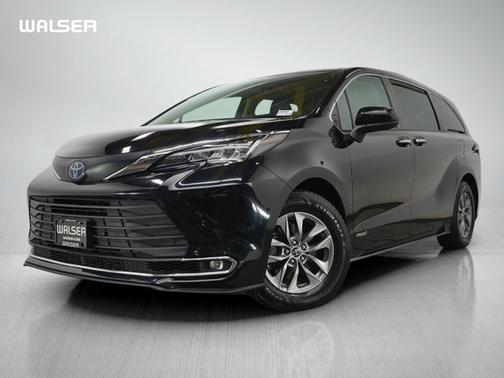 2021 Toyota Sienna XLE