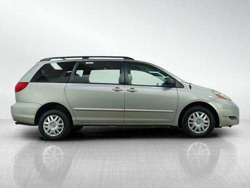 2006 Toyota Sienna LE