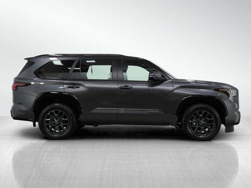 2025 Toyota Sequoia Platinum