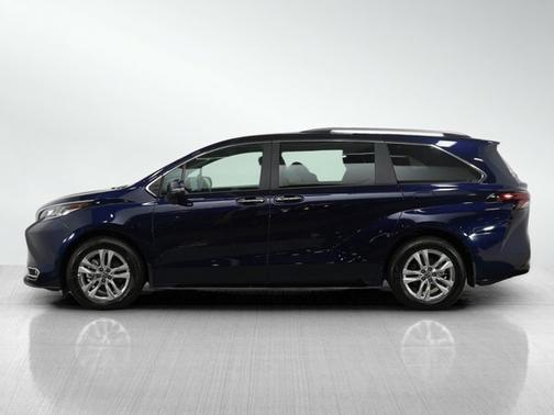 2025 Toyota Sienna Limited