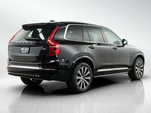 Onyx Black Metallic 2024 Volvo XC90 Core Bright Theme