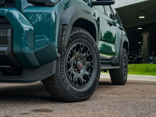2025 Toyota 4Runner TRD Off Road