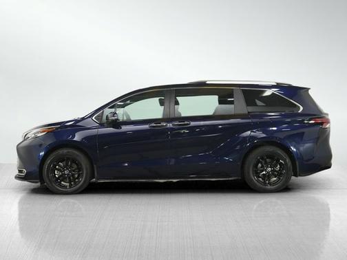 Blueprint 2022 Toyota Sienna Platinum