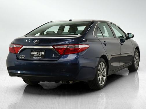 2016 Toyota Camry XLE
