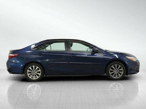2016 Toyota Camry XLE