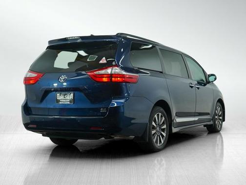 2019 Toyota Sienna XLE Premium