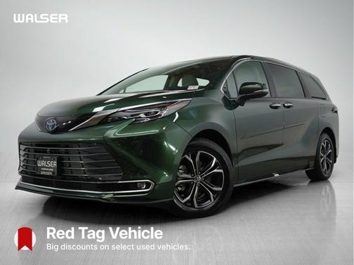 2025 Toyota Sienna Platinum