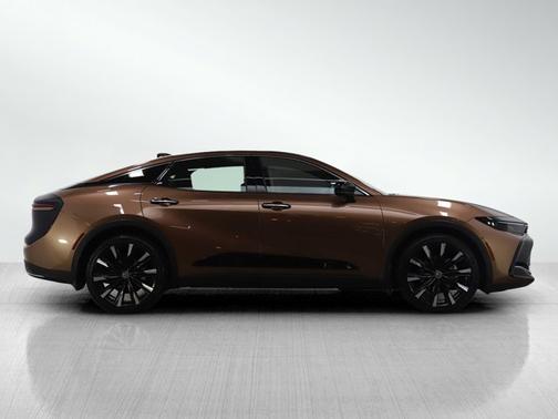 2023 Toyota Crown Platinum