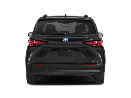 White 2022 Toyota Sienna LE