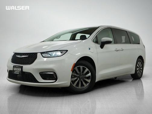 2023 Chrysler Pacifica Hybrid Hybrid Touring L