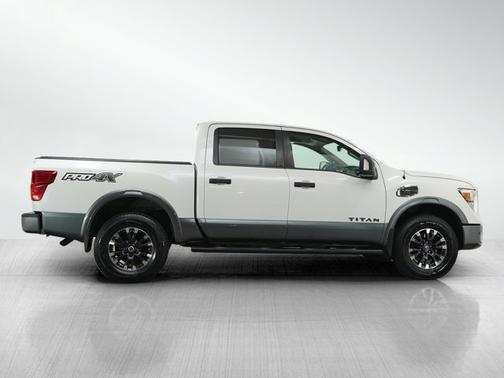2017 Nissan Titan PRO-4X