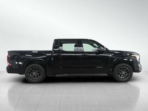 2022 Toyota Tundra Platinum