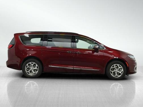 2022 Chrysler Pacifica Limited