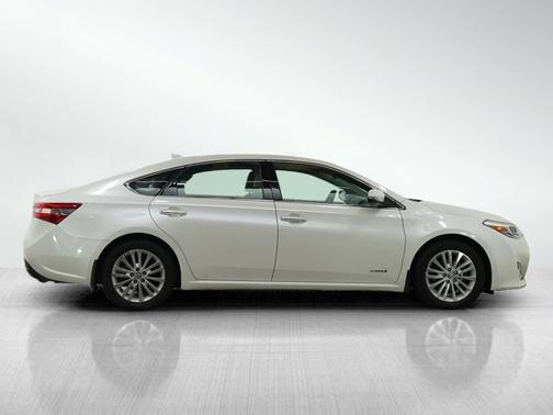 2013 Toyota Avalon Hybrid Limited