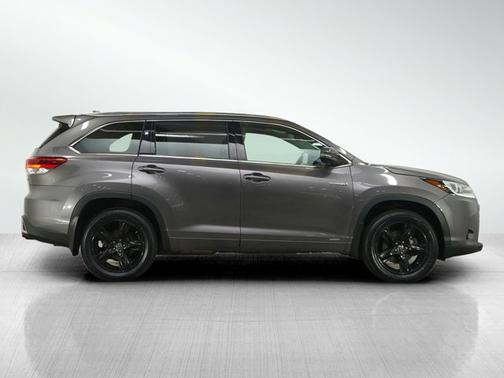 Predawn Gray Mica 2019 Toyota Highlander Hybrid Limited Platinum