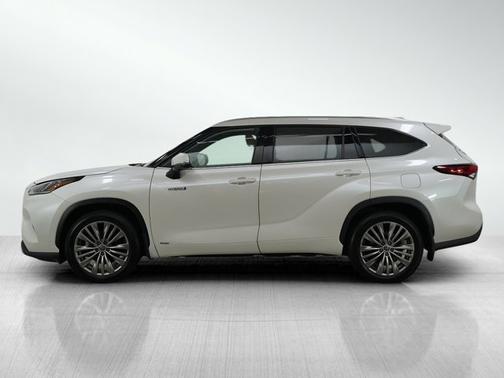 2021 Toyota Highlander Hybrid Platinum