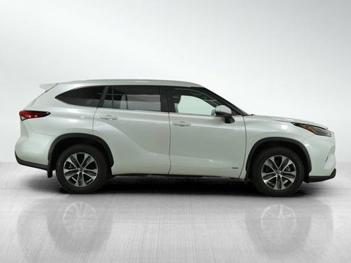 2023 Toyota Highlander Hybrid Hybrid XLE