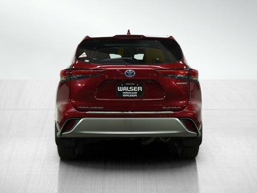 2020 Toyota Highlander Hybrid Limited Premium