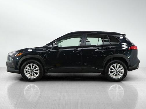 2025 Toyota Corolla Cross LE