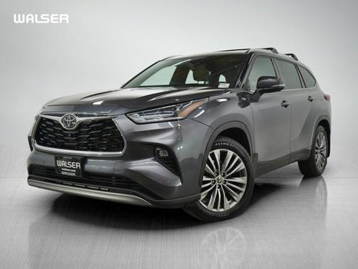 2022 Toyota Highlander Platinum
