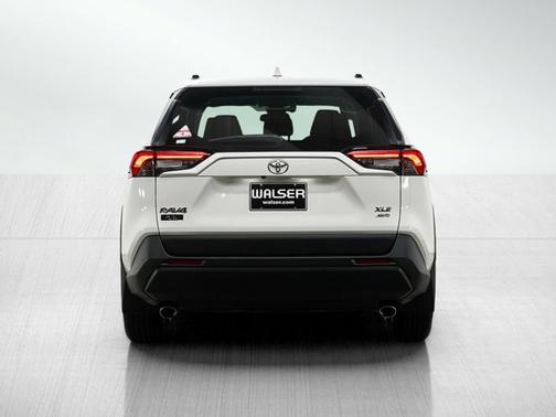 Ice Cap 2025 Toyota RAV4 XLE