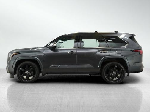 2023 Toyota Sequoia SR5