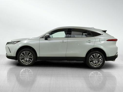 2023 Toyota Venza XLE