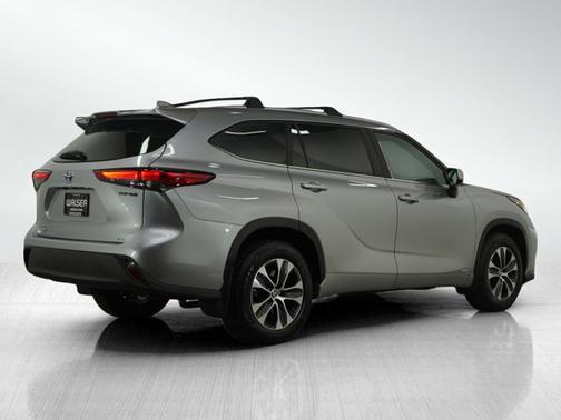 2023 Toyota Highlander Hybrid Hybrid XLE