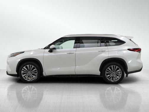 Blizzard Pearl 2021 Toyota Highlander Platinum