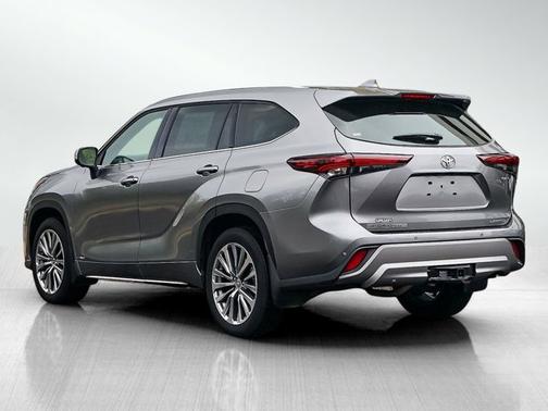 2025 Toyota Highlander Hybrid Hybrid XLE
