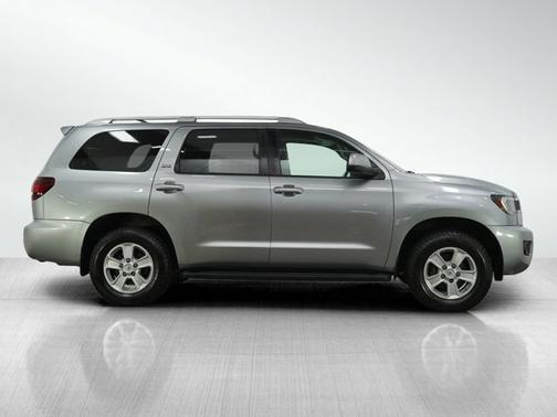 2019 Toyota Sequoia SR5
