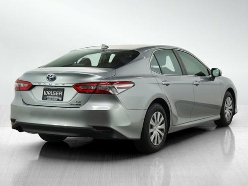 2019 Toyota Camry Hybrid LE