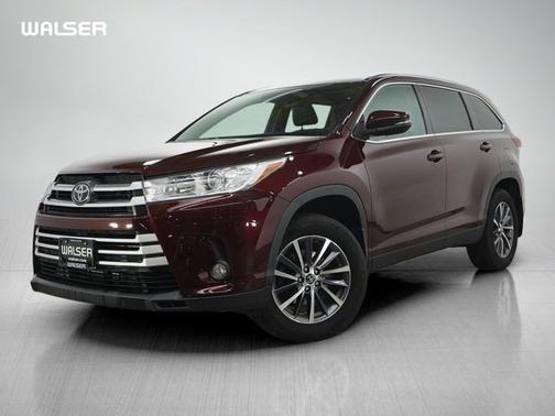 Ooh La La Rouge Mica 2019 Toyota Highlander XLE