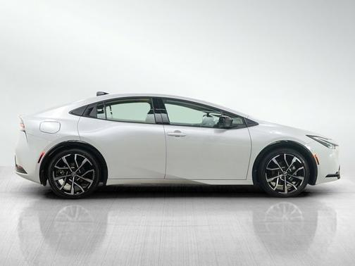 2025 Toyota Prius Plug-In Hybrid XSE Premium