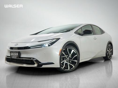 2025 Toyota Prius Plug-In Hybrid XSE Premium