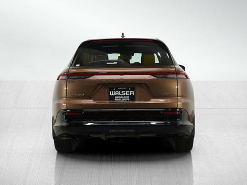 2025 Toyota Crown Signia Limited