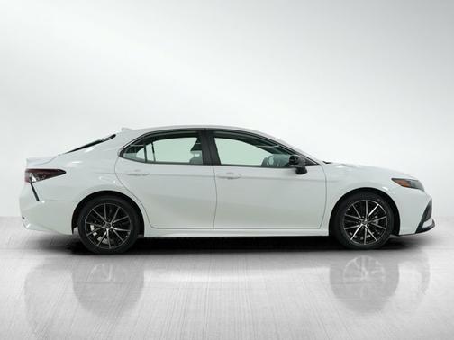 2024 Toyota Camry Hybrid Hybrid SE