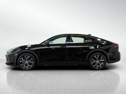 Black 2025 Toyota Crown XLE