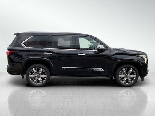 2024 Toyota Sequoia Capstone