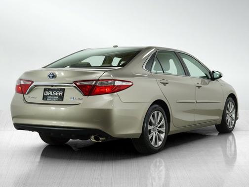 2015 Toyota Camry Hybrid XLE