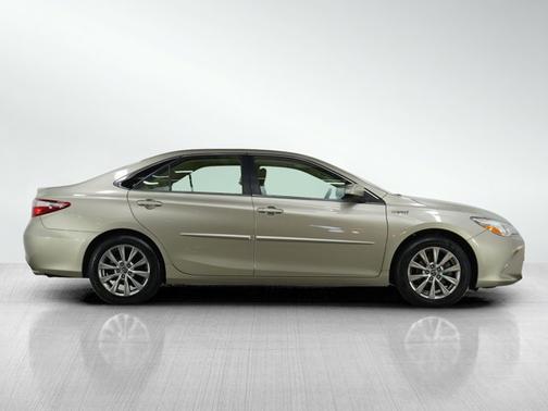 2015 Toyota Camry Hybrid XLE