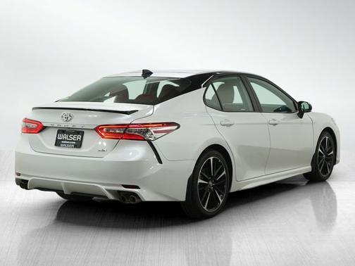 Wind Chill Pearl 2020 Toyota Camry XSE