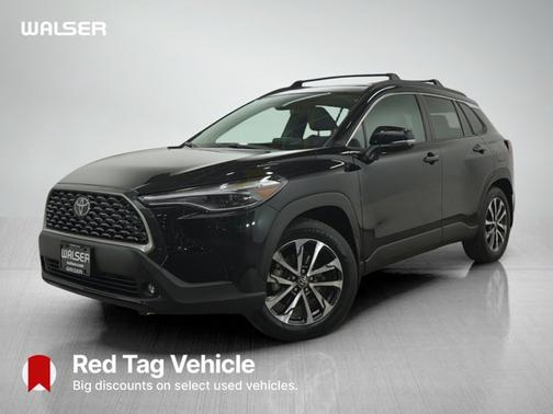 2022 Toyota Corolla Cross XLE