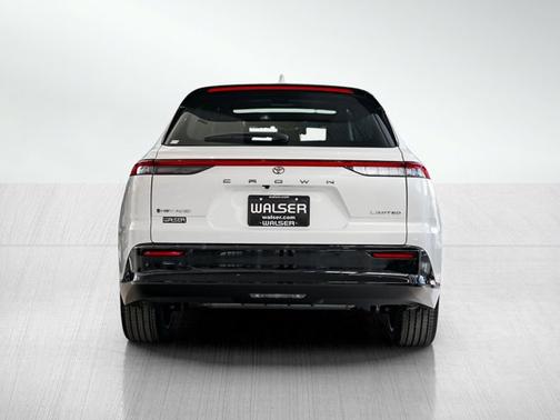 2025 Toyota Crown Signia Limited