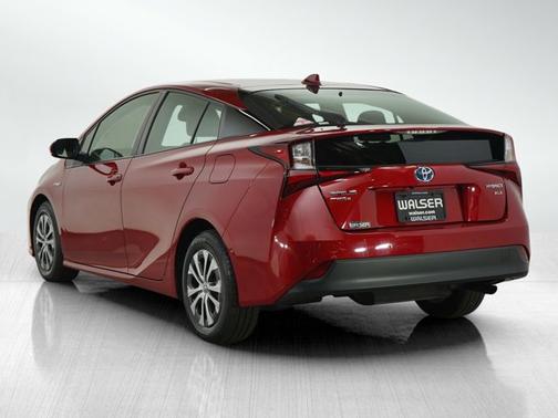 2022 Toyota Prius LE