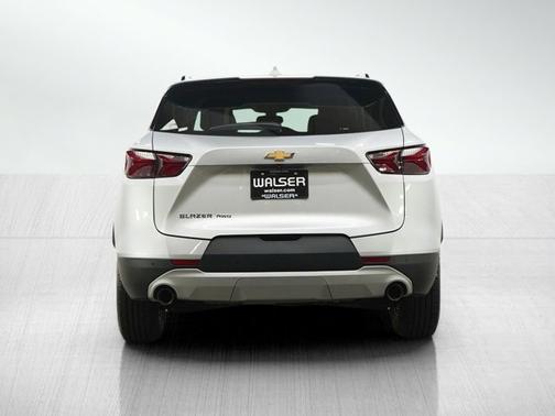 Silver Ice Metallic 2020 Chevrolet Blazer LT