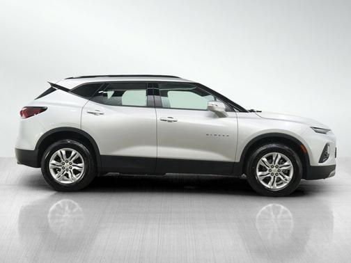 Silver Ice Metallic 2020 Chevrolet Blazer LT