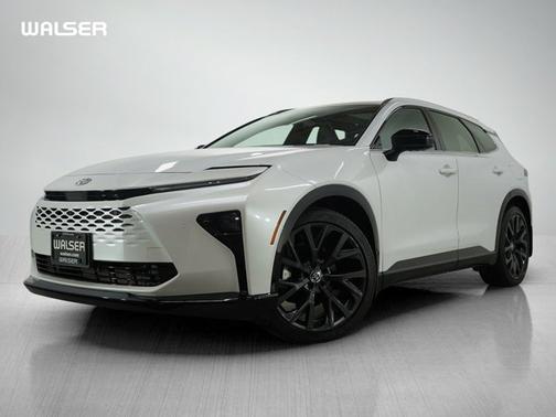 2025 Toyota Crown Signia Limited
